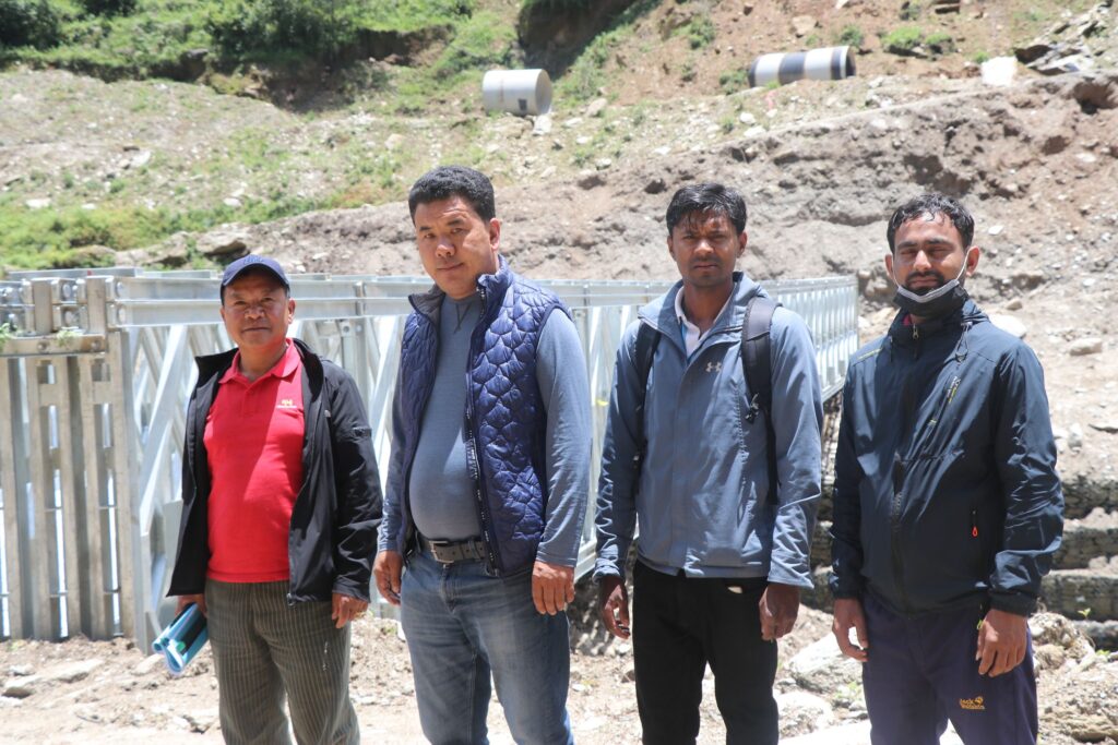 सोलुदुधकुण्डमा दुई मोटरेबल ब्रिज, मेयर शेर्पाले गरे अनुगमन 3 292343334 3239131692967198 967422665253517829 n