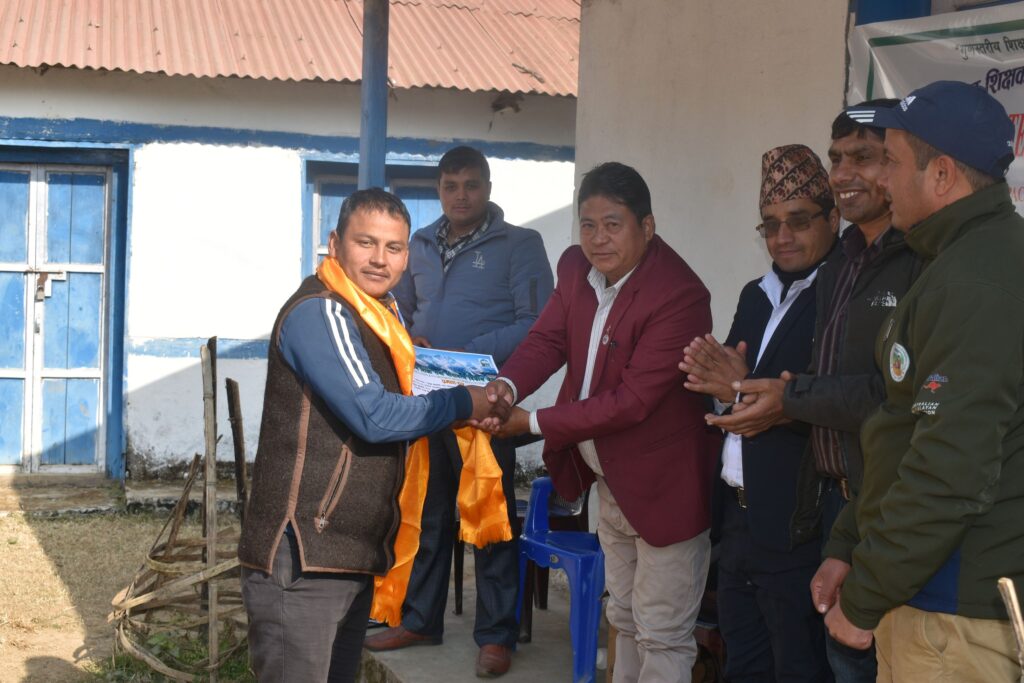 वडा अध्यक्ष बस्नेतले लिए शिक्षक तालिम 1 314447004 911097813404613 5394630311552004140 n